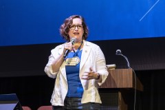 Tricia-Christiansen-Hudson-Daybreak-at-Podium